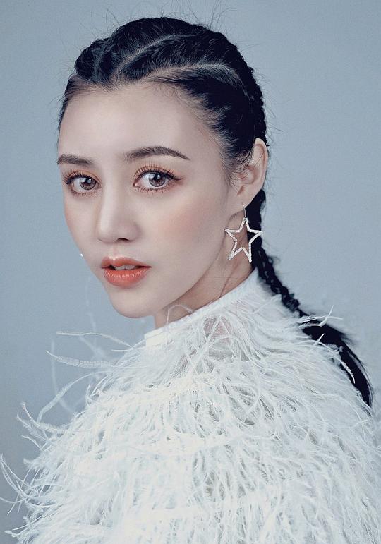 刘萨萨 Rebecca照片