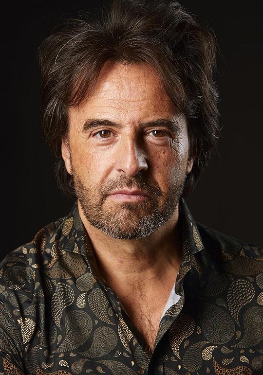 爱德华多·阿拉德罗 Eduardo Aladro照片