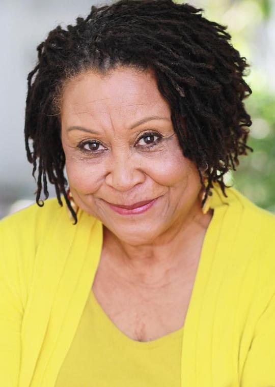 希尔达·布瓦雷 Hilda Boulware照片