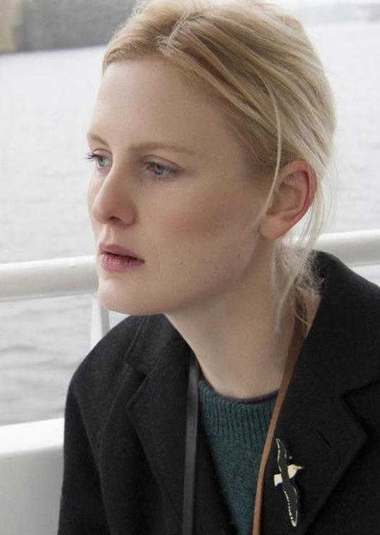 艾米·利普特罗特 Amy Liptrot照片