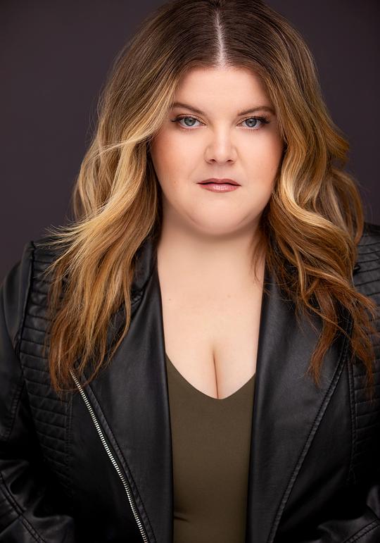 瑞安·雷德蒙德 Ryann Redmond照片