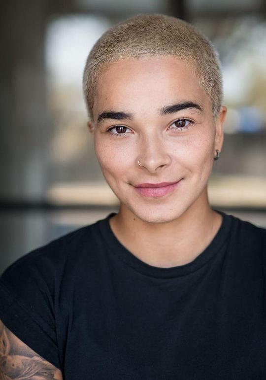 保拉·安德烈埃·普拉西多 Paula Andrea Placido照片