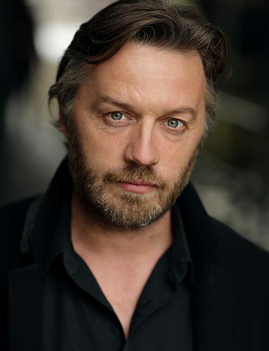 安德鲁·惠普 Andrew Whipp照片