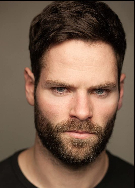 马特·肯纳德 Matt Kennard照片