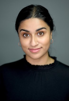 萨罗亚-莉莉·拉特纳维尔 Saroja-Lily Ratnavel照片