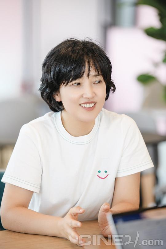 刘英雅 Yeong-ah Yoo照片