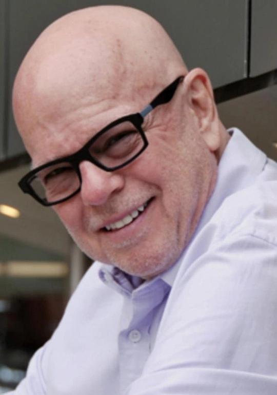 汤姆·鲍勒 Tom Bähler照片