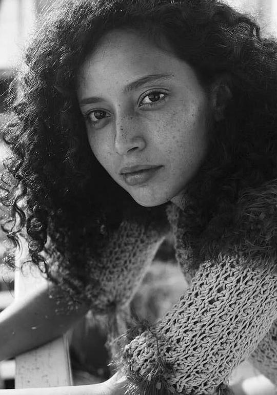 爱林·萨拉斯 Ailín Salas照片