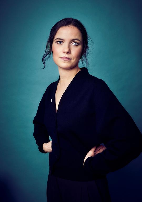 扎拉·德夫林 Zara Devlin照片