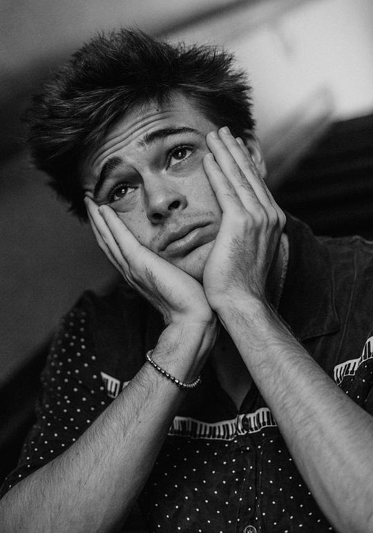 亨利·艾肯伯里 Henry Eikenberry照片