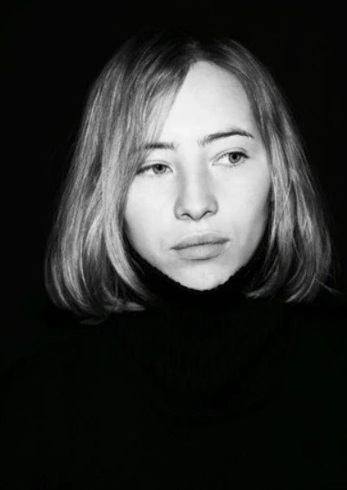 安娜-伊莎贝尔·塞弗肯 Anna-Isabel Siefken照片