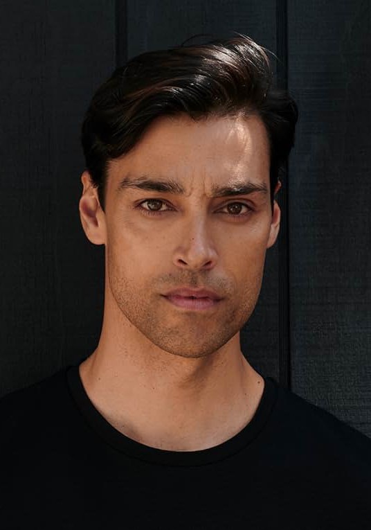 奥利弗·科尔 Oliver Cole照片