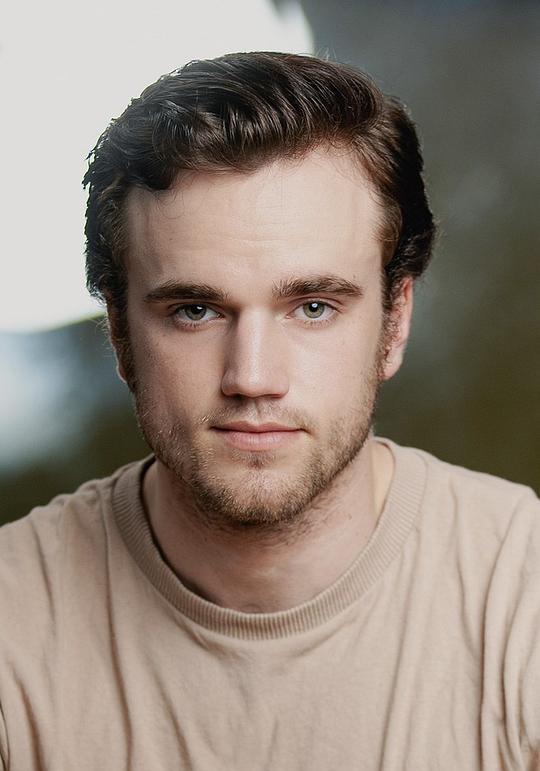 利亚姆·海德 Liam Head照片