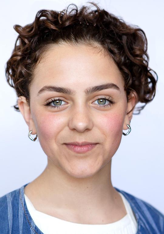 阿斯玛拉·菲克 Asmara Feik照片