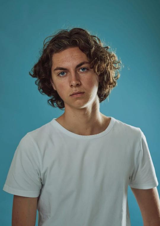 朱尔·古森斯 Jul Goossens照片