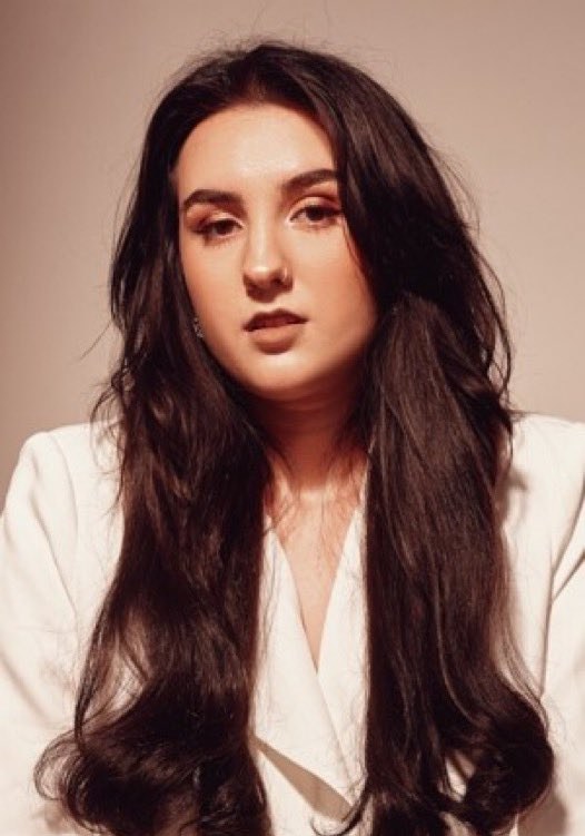 露西娅·凯斯金 Lucia Keskin照片