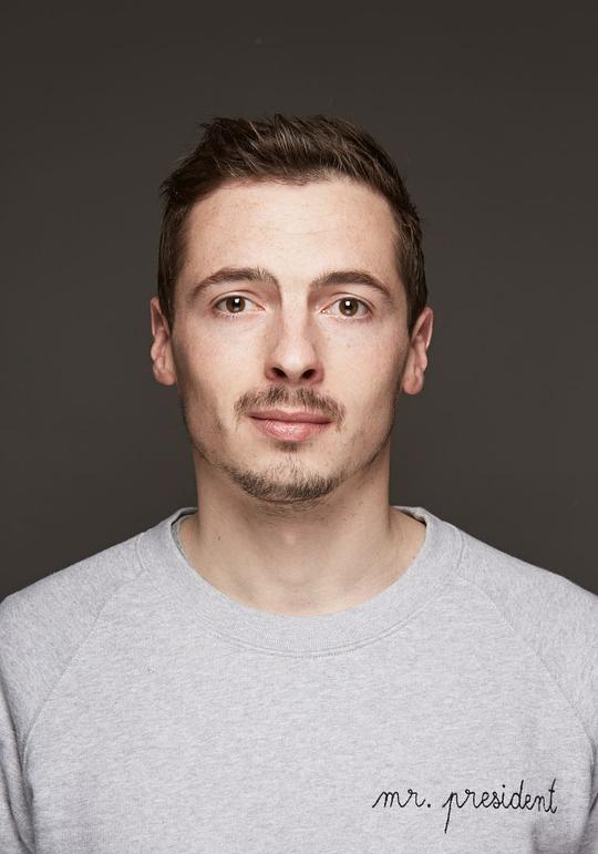 卡米利·查布尔 Camille Charbeau照片