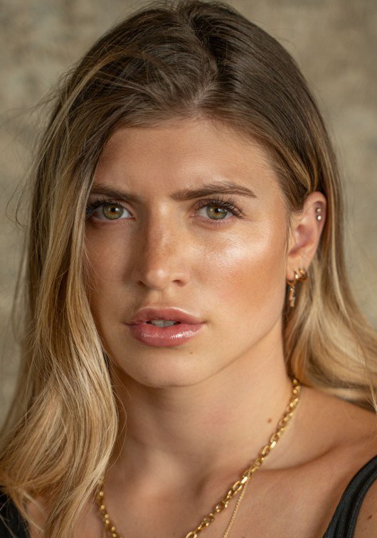 奥里莉亚·阿格尔 Aurélia Agel照片