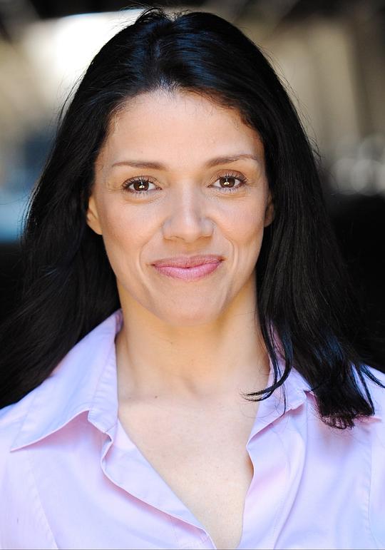 拉里萨·阿苏亚杰 Larisa Asuaje照片