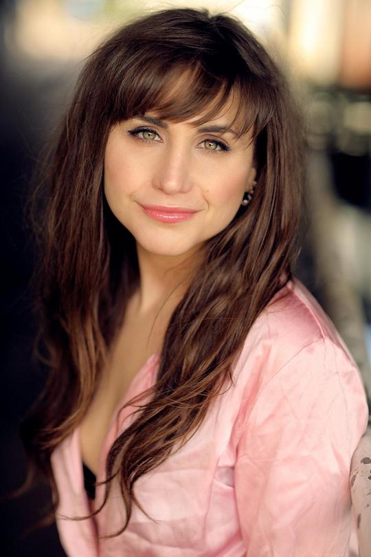 娜塔希娅·德米特鲁 Natasia Demetriou照片