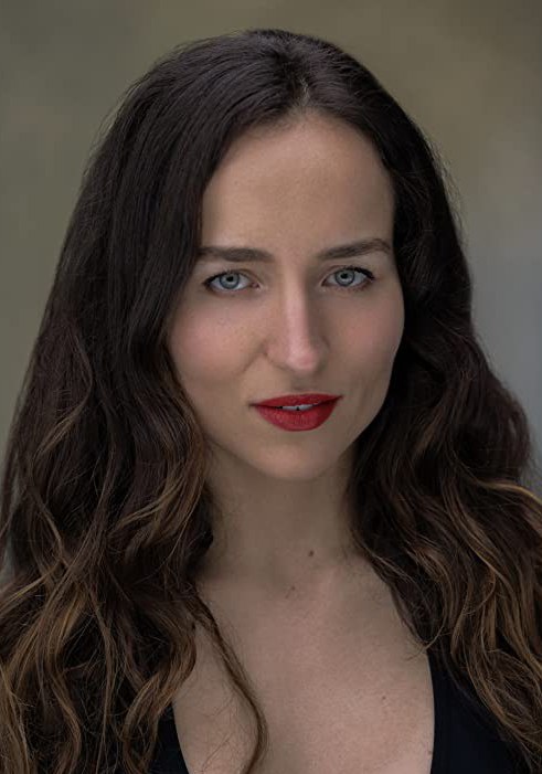 Samantha Schnitzler照片