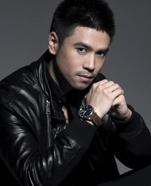 肖轶 Yi Xiao照片