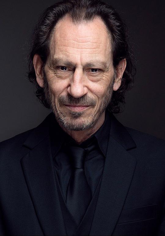 加斯珀·巴格 Jasper Bagg照片