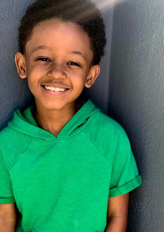 珀西·戴格斯四世 Percy Daggs IV照片