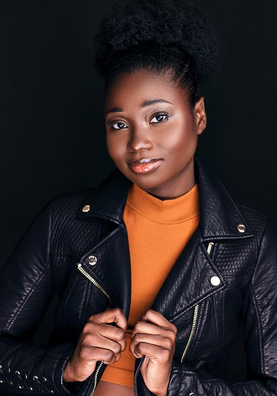 法蒂玛·法恩 Fatima Fine照片