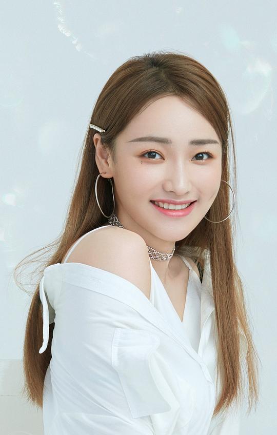 许馨文 Xinwen Xu照片