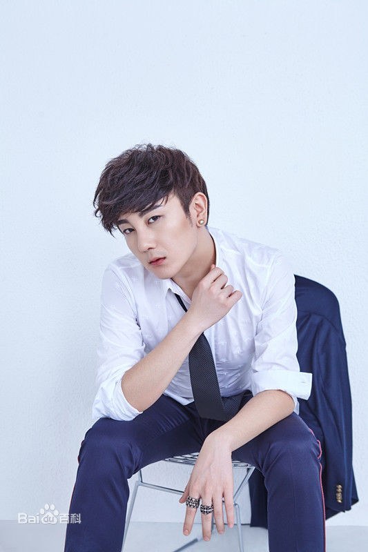 齐羽嘉 Yujia Qi照片