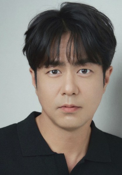 全锡浩 Suk-ho Jun照片