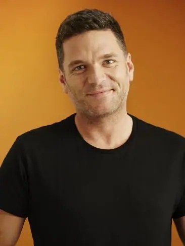 乔什·邝·塔特 Josh Quong Tart照片