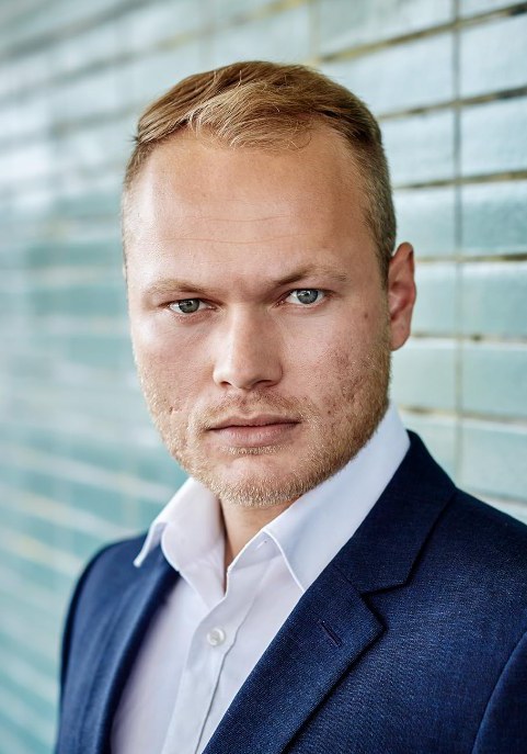 马克斯·贝克 Max Beck照片