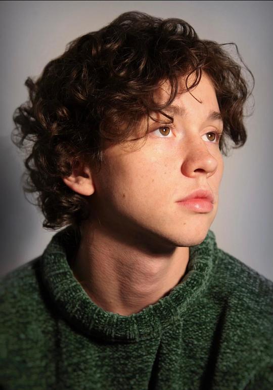 科尔·特里斯坦·墨菲 Cole Tristan Murphy照片