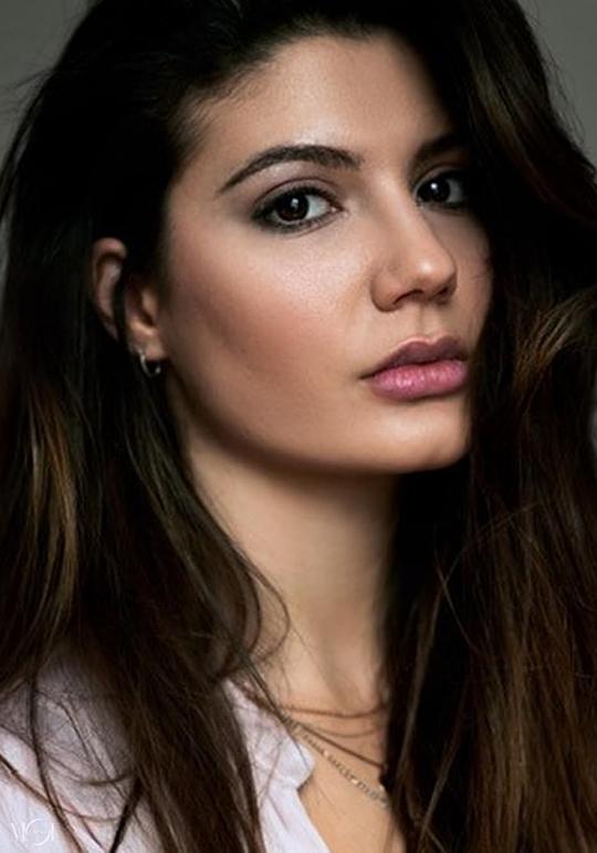 安德莉娅·瓦西利乌 Andrea Vasiliou照片