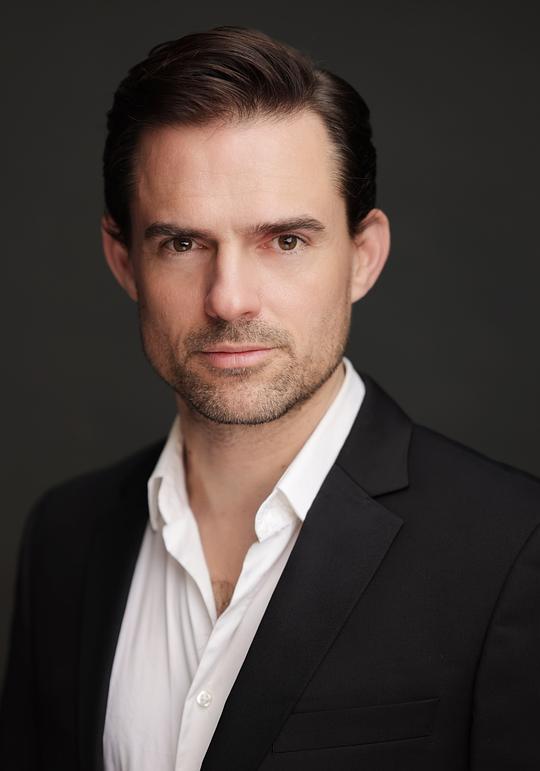 理查德·坎布里奇 Richard Cambridge照片