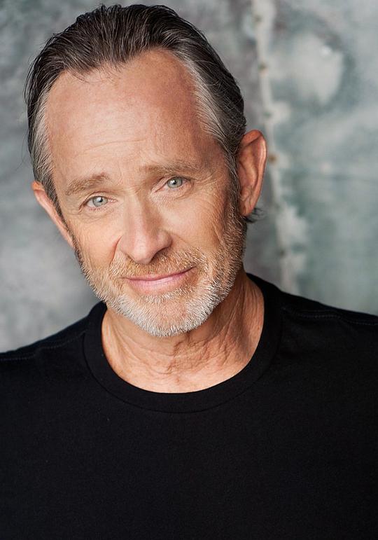 布莱德利·菲舍 Bradley Fisher照片