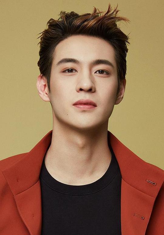 张奕聪 Yicong Zhang照片