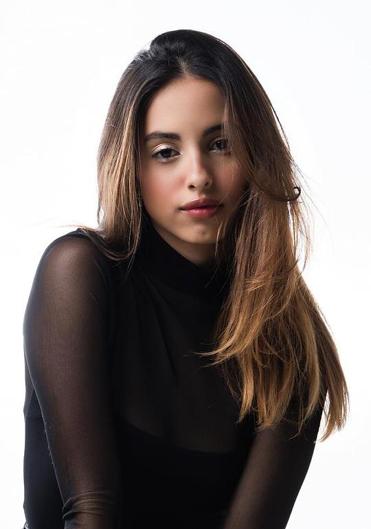 玛塞拉·阿库娜·贝兹 Marcella Acuña Báez照片