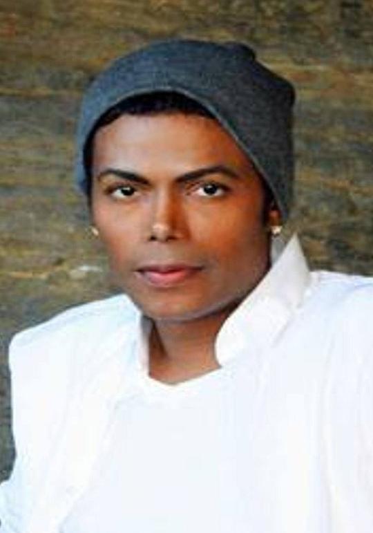 泰勒·安东尼厄斯 Tyler Antonius照片