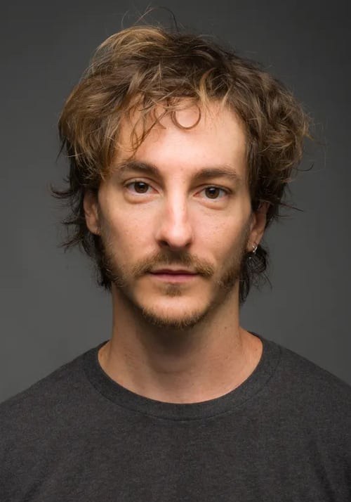 埃斯特班·库库瑞兹卡 Esteban Kukuriczka照片