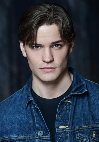 米卡·阿蒙森 Mika Amonsen照片