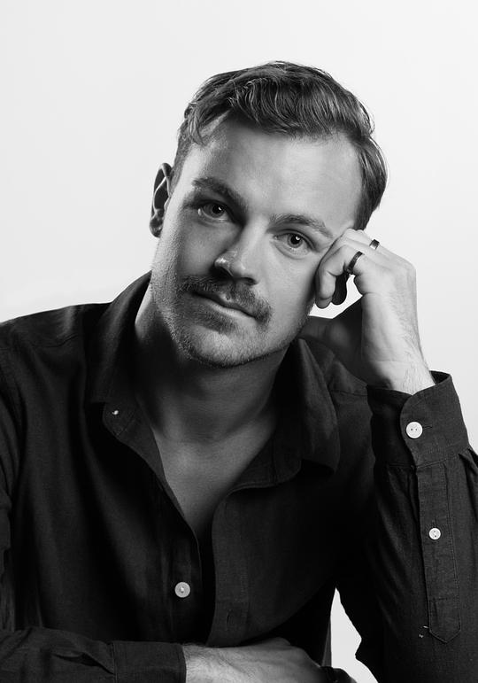 乔什·博内罗 Josh Bonello照片