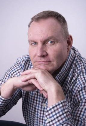 盖·罗宾斯 Guy Robbins照片