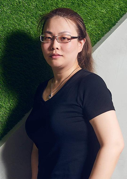 张庭翡 Ting-Fei Chang照片