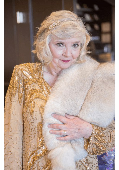 邦妮·约翰逊 Bonnie Johnson照片