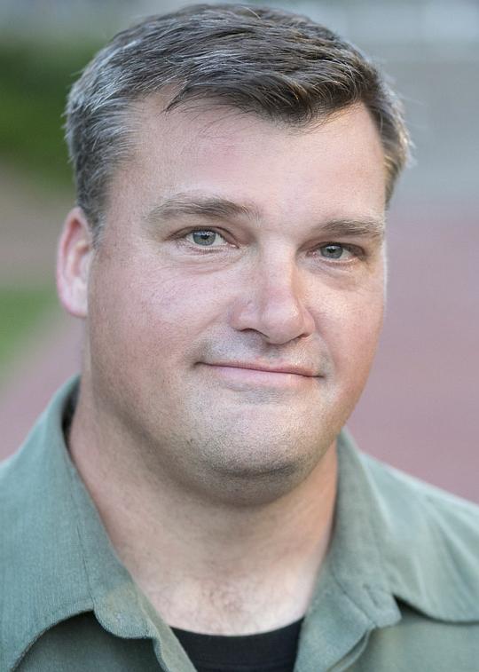 迈克尔·马尔韦斯蒂 Michael Malvesti照片