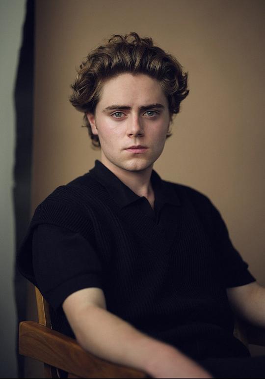 汤米·罗杰 Tommy Rodger照片