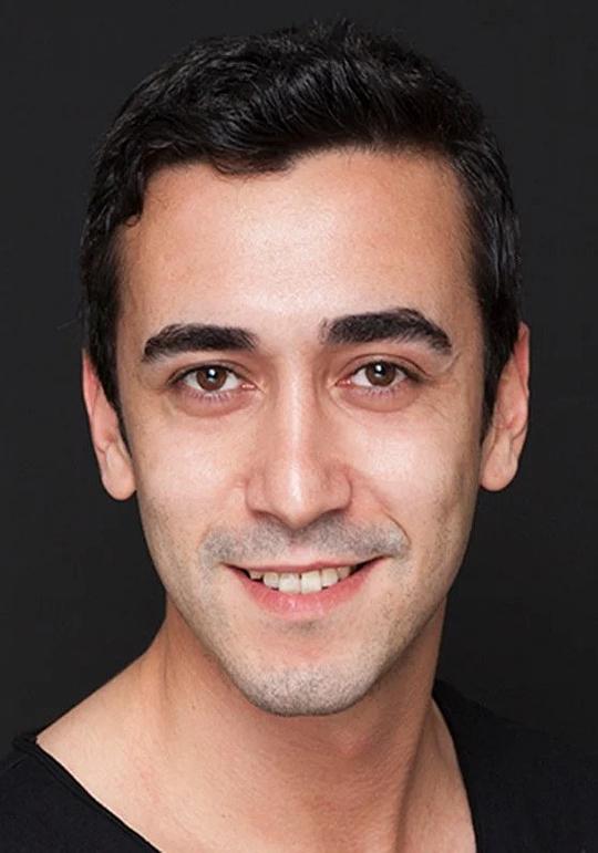 穆尼尔·坎·钦多鲁克 Münir Can Cindoruk照片